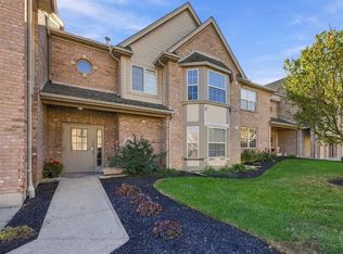 821 Neeb Rd APT 1, Cincinnati, OH 45233