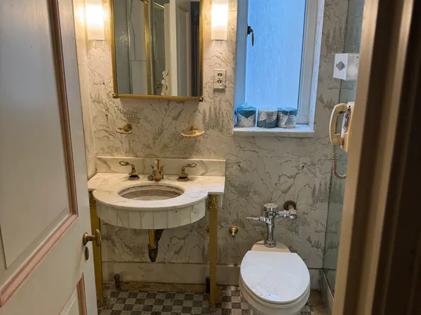 150 Central Park South image 1 of 7
