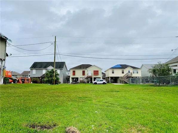 Fran Ln, Barataria, LA 70036