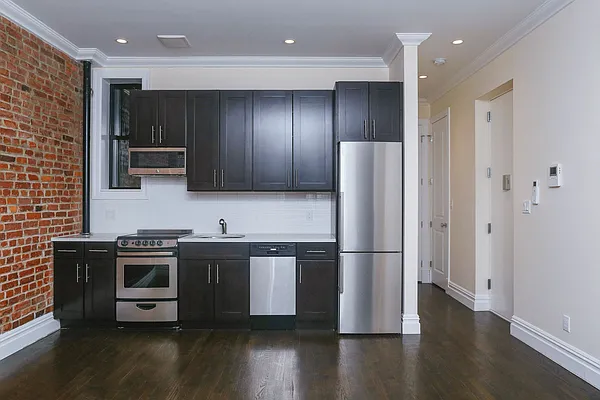 Rented by Nooklyn NYC LLC | media 24