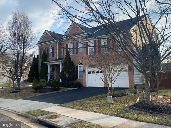 42084 Bear Tooth Dr, Aldie, VA 20105