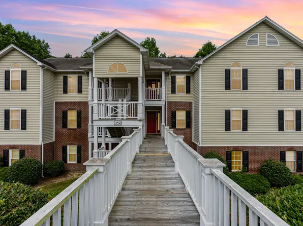 352 Bubble Creek Ct Unit 10, Fayetteville, NC 28311