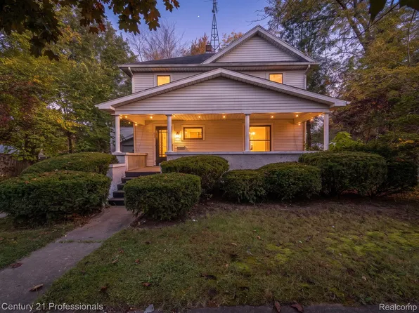 262 E River St, Deerfield, MI 49238
