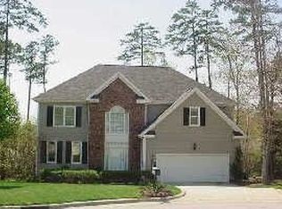 215 Lewiston Ct, Cary, NC 27513