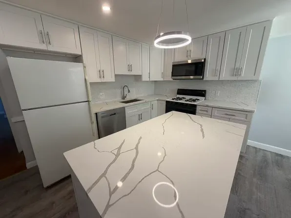 102 Central St #1, Waltham, MA 02453