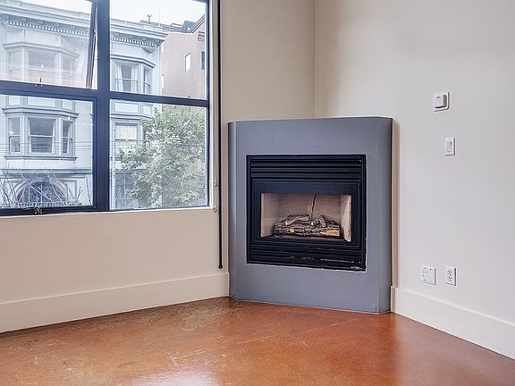 3rd image of 3388 17th St APT 103