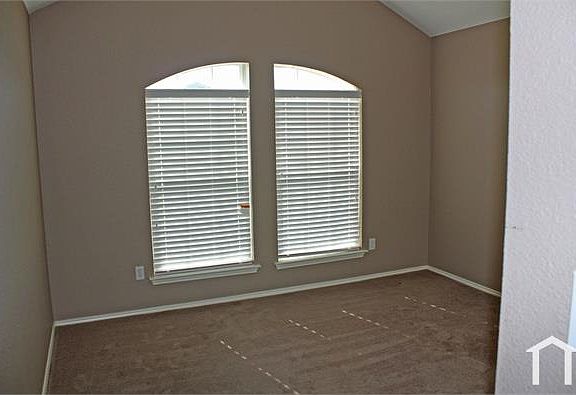 3rd image of 7219 Fossil Lake Dr