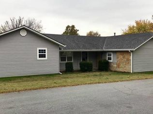 334 E Newton St, Granby, MO 64844