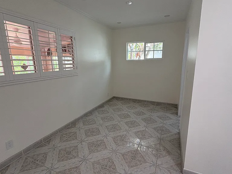 4124 Tivoli Ave — Photo 17