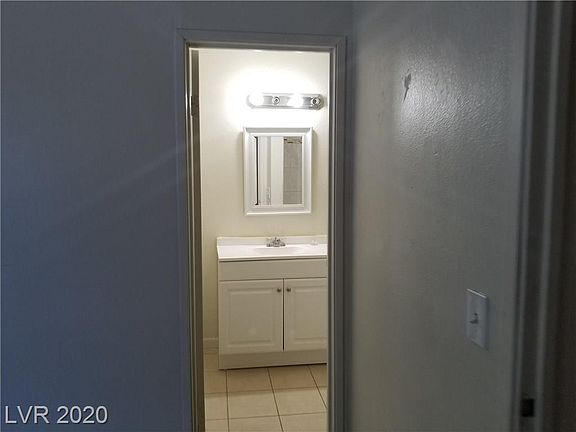 4th image of 6681 Bubbling Brook Dr Unit D