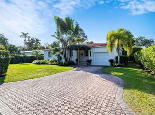 5834 SW 50th Ter, Miami, FL 33155