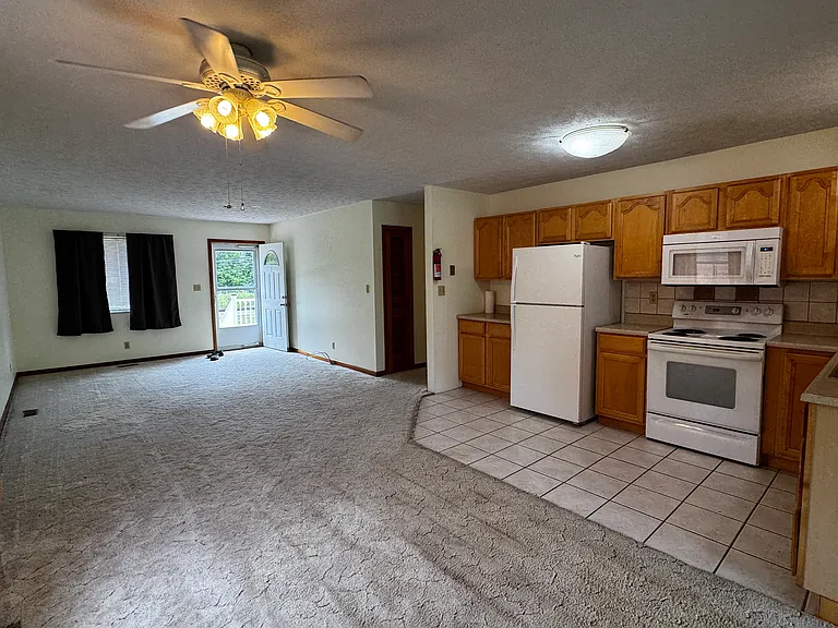 2905 Ohio River Rd — Photo 3
