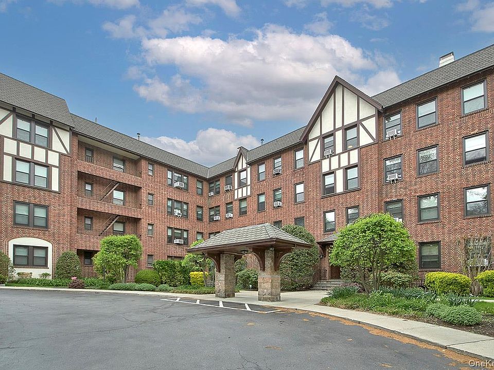 1st image of 246 Bronxville Road #I3