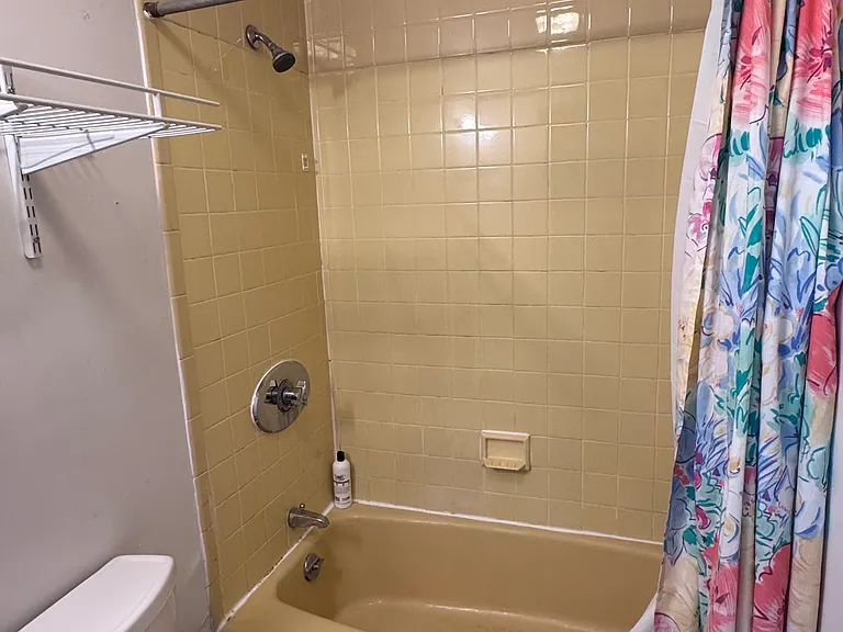 55 Rutherford Ave #2 — Photo 8