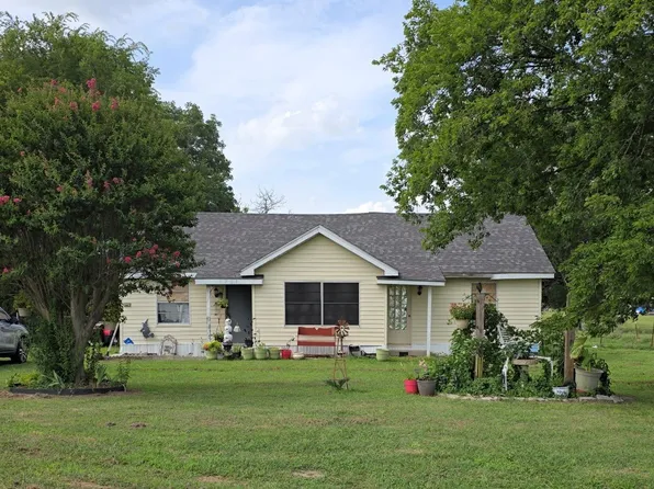 1464 Highway 164 W, Groesbeck, TX 76642