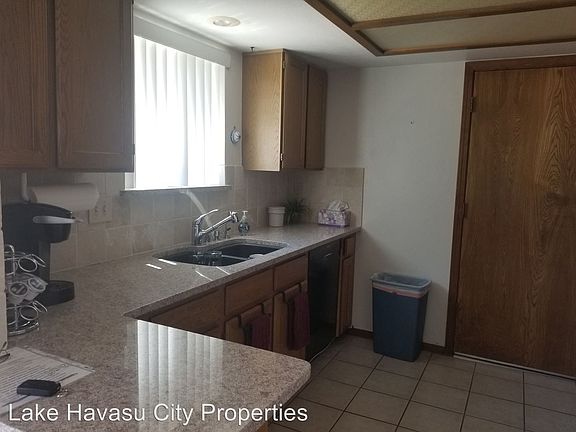 5th image of 725 Mohican Dr