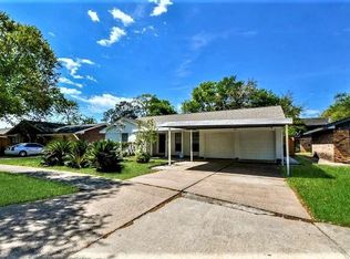 2404 Oaks Dr, Pasadena, TX 77502