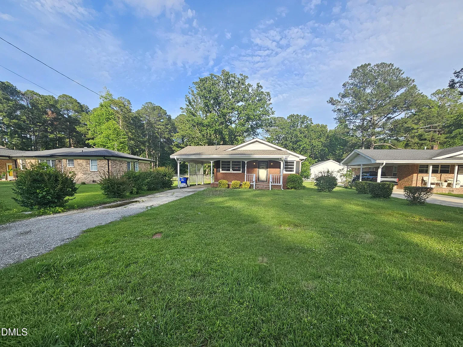 3 bed, 1.0 bath, $1,675 — Photo 1