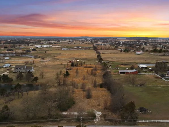 3 S Peoria Ave E, Glenpool, OK 74033