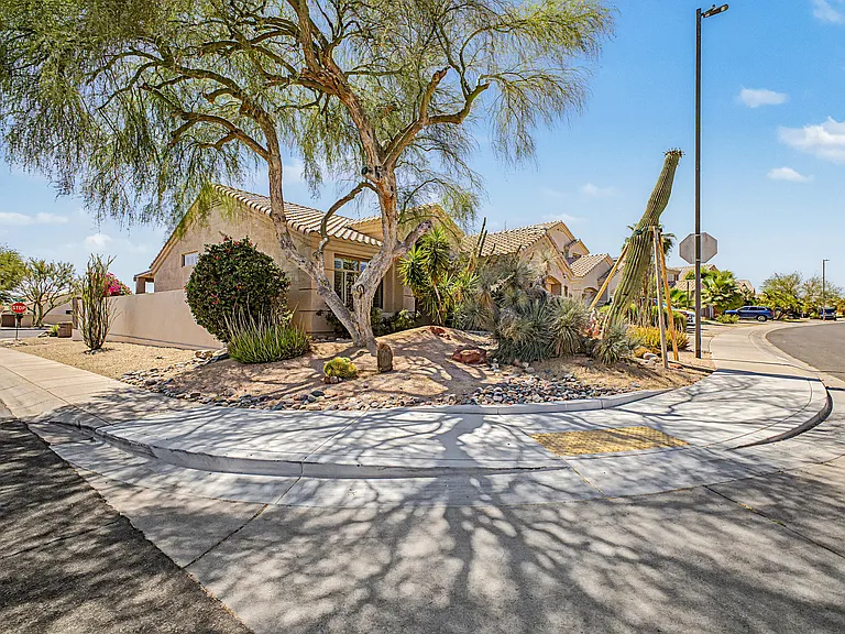 14736 N 100th Pl — Photo 35