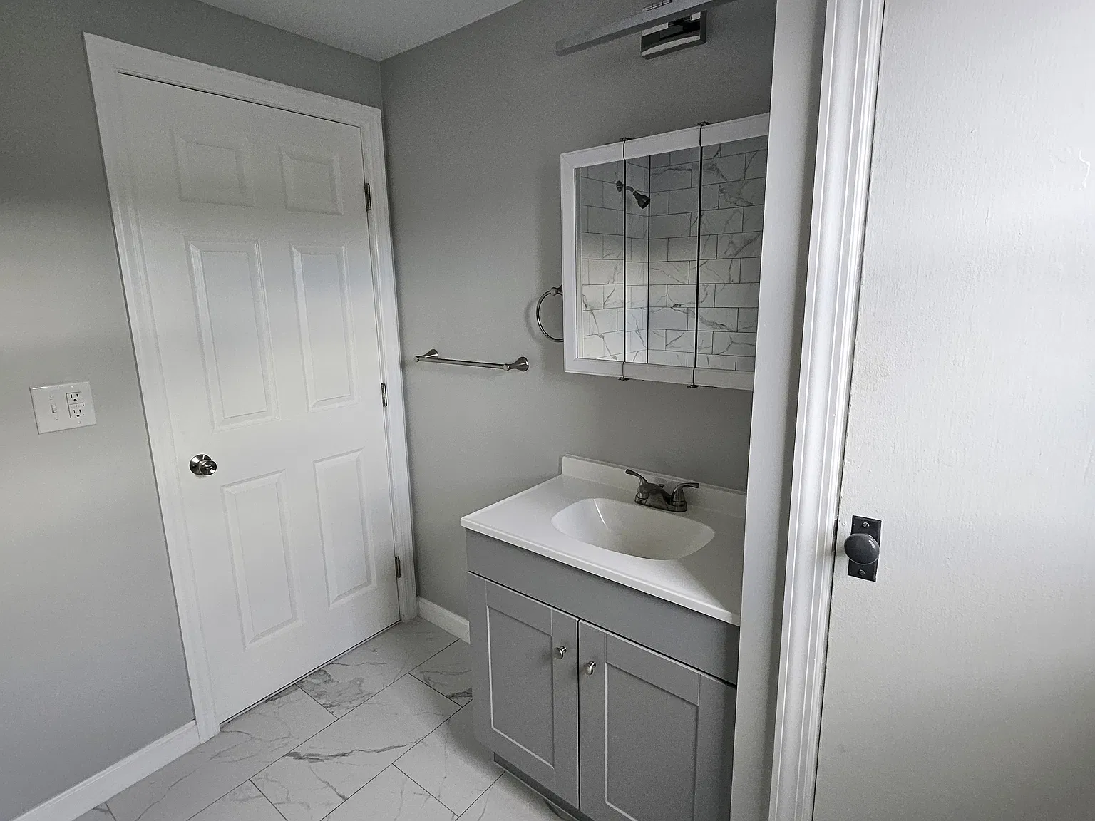 3 bed, $2,700 — Photo 3