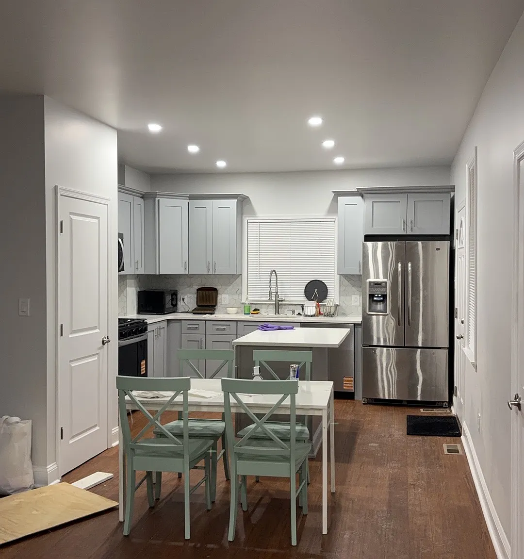 4 bed, 1184 sqft, $1,000 — Photo 1