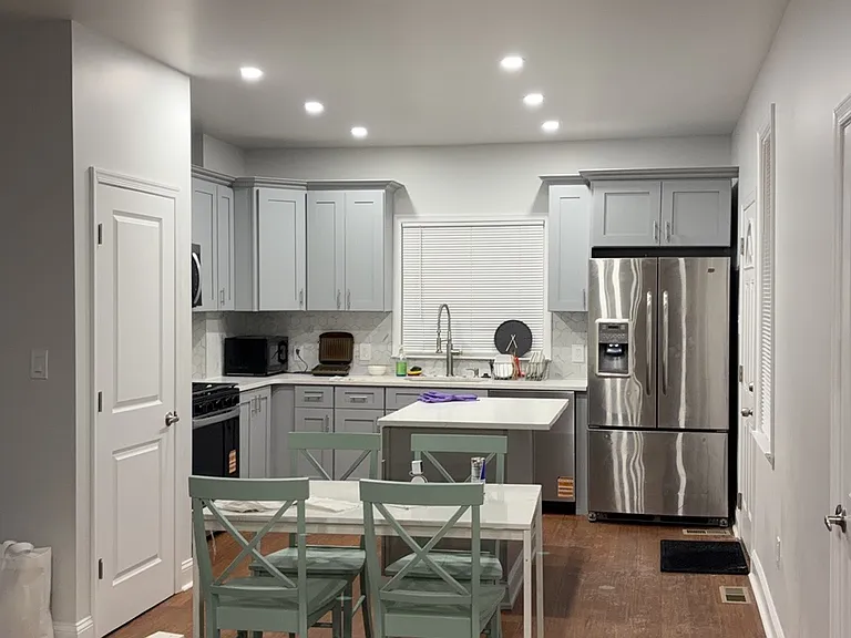 109 Railroad Ave — Photo 1