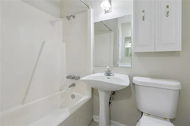141 N Betty Ln — Photo 12