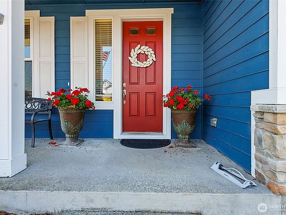 3rd image of 3266 Phillips Avenue