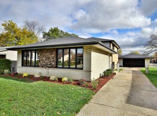 8717 McVicker Ave, Oak Lawn, IL