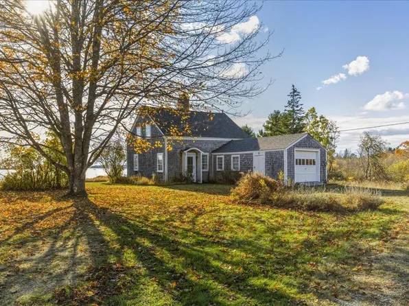 504 Reach Road, Sedgwick, ME 04673