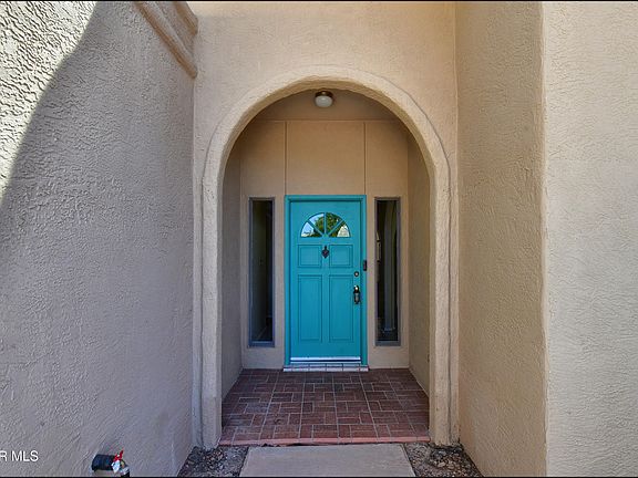 3rd image of 825 Gondola Ln