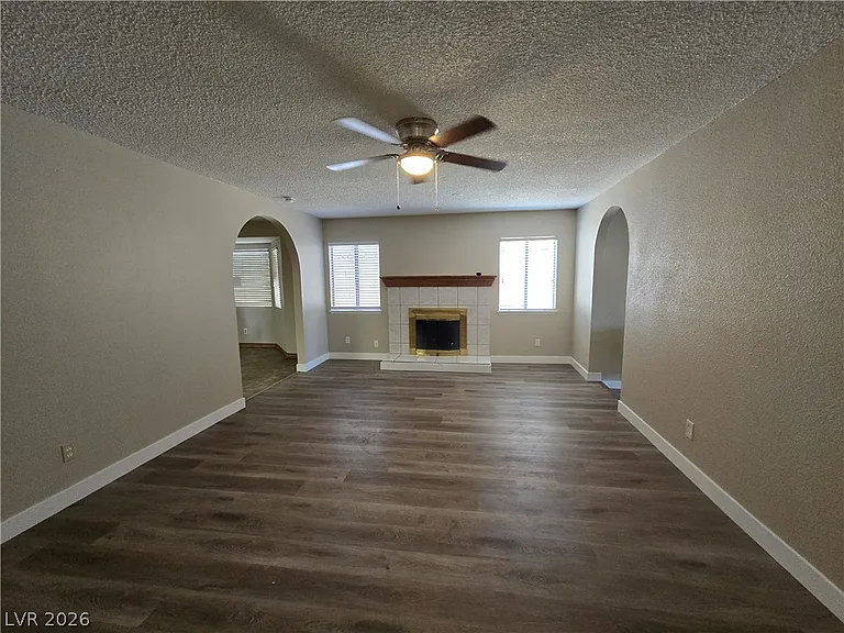 4647 Marnell Dr — Photo 10
