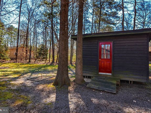 5th image of 56 Juanita Ln