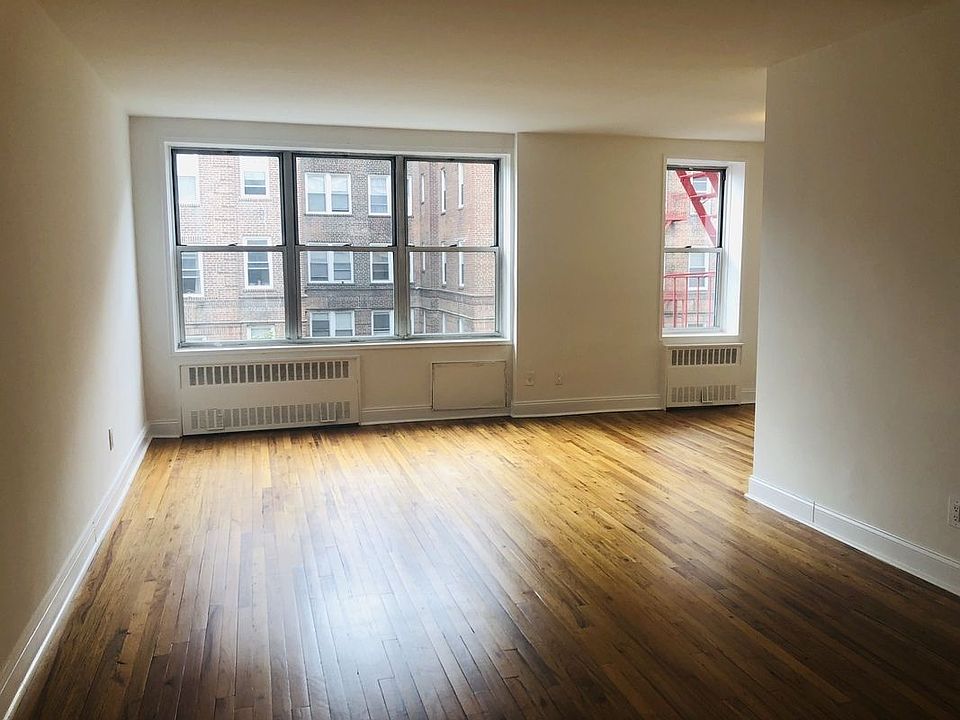 1st image of 11146 76th Dr APT 6A