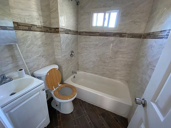 4th image of 9208 78th St Floor 2