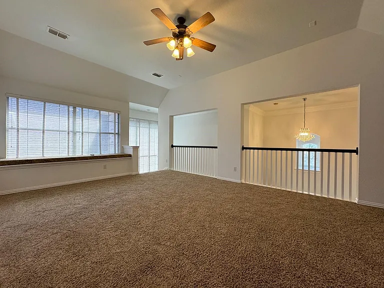 3780 Navarro Way — Photo 9