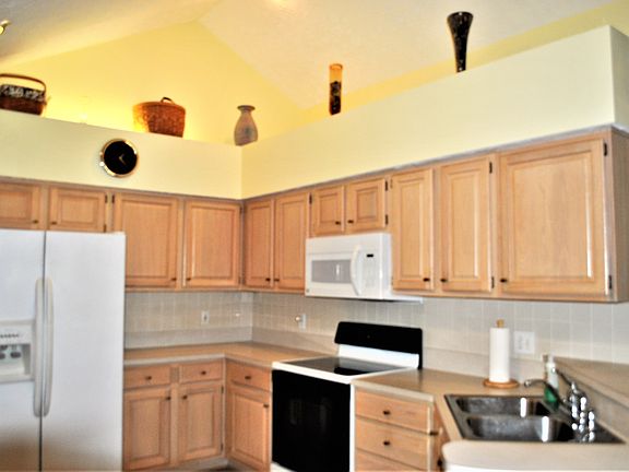 2nd image of 5859 Ravine Creek Dr