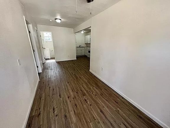 2nd image of 711 Charlotte St