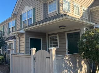 2489 Old Greenbrier Rd, Chesapeake, VA 23325