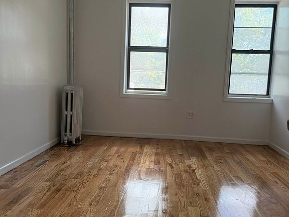 4th image of 6211 Broadway APT 1H