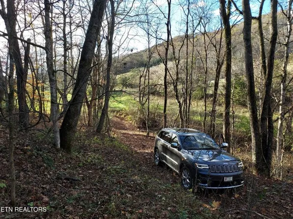 Bullen Valley Rd, Thorn Hill, TN 37881