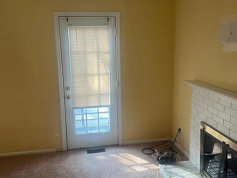 89 Dorchester Cir — Photo 14