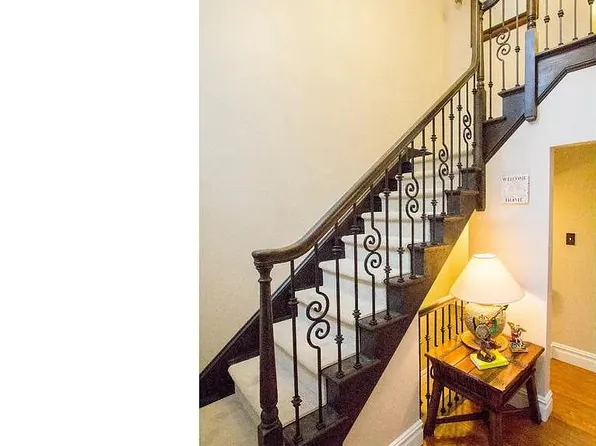 141 Summerhill Ct, New Hope, PA 18938