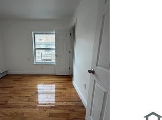 4452 Richardson Ave #2R, Bronx, NY 10470