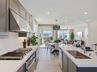 2429 Little Rock Ln, Simi Valley, CA 93065