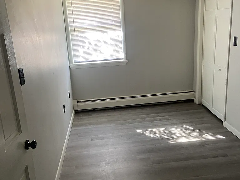 649 Beeber St — Photo 7