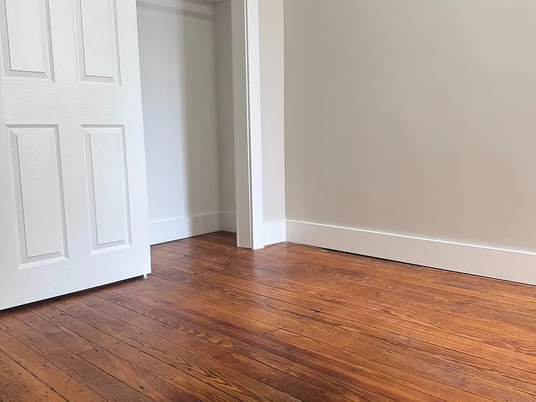 2339 E Fletcher St — Photo 12
