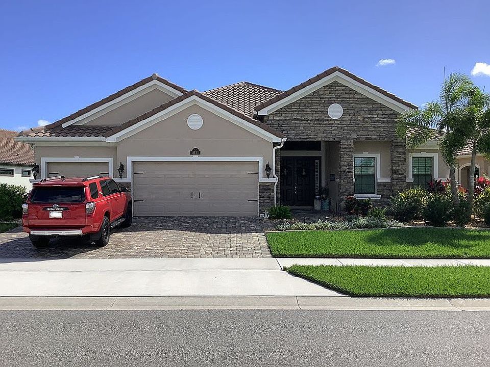 1st image of 8121 Stonecrest Dr