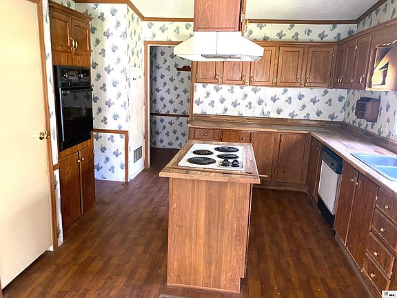 4th image of 150 Barfield Rd